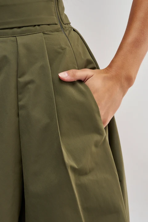 High-waisted Wide-leg Trousers