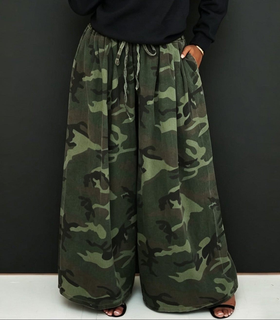 Camouflage Wide-leg Pants