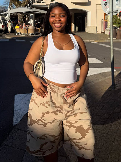 Women Elastic Waist Loose Fit Camo Casual Shorts