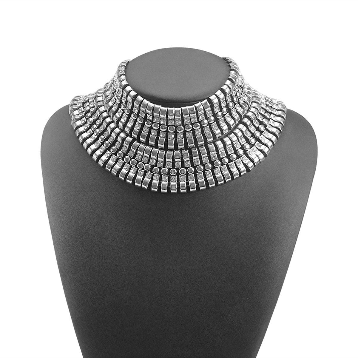 Luxurious Wide-band Necklace