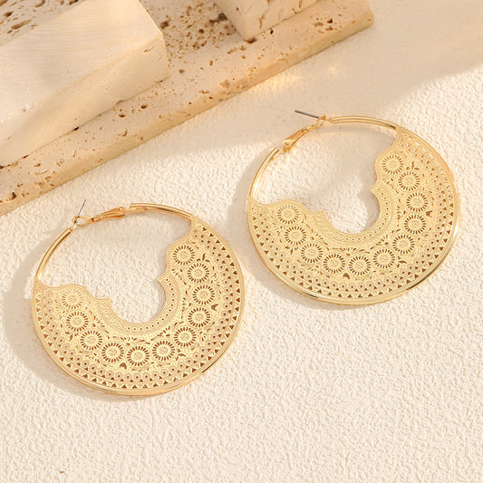 Women's Openwork Circular C-Shaped Earrings