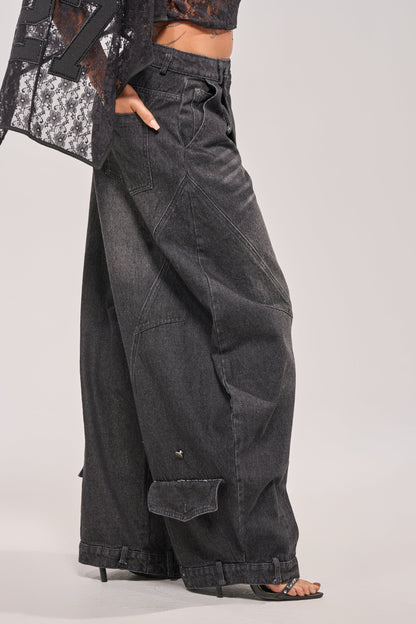 Retro Pleated Washed Curved Jeans